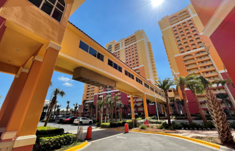 Parking & Wristbands Calypso Tower 1 & 2